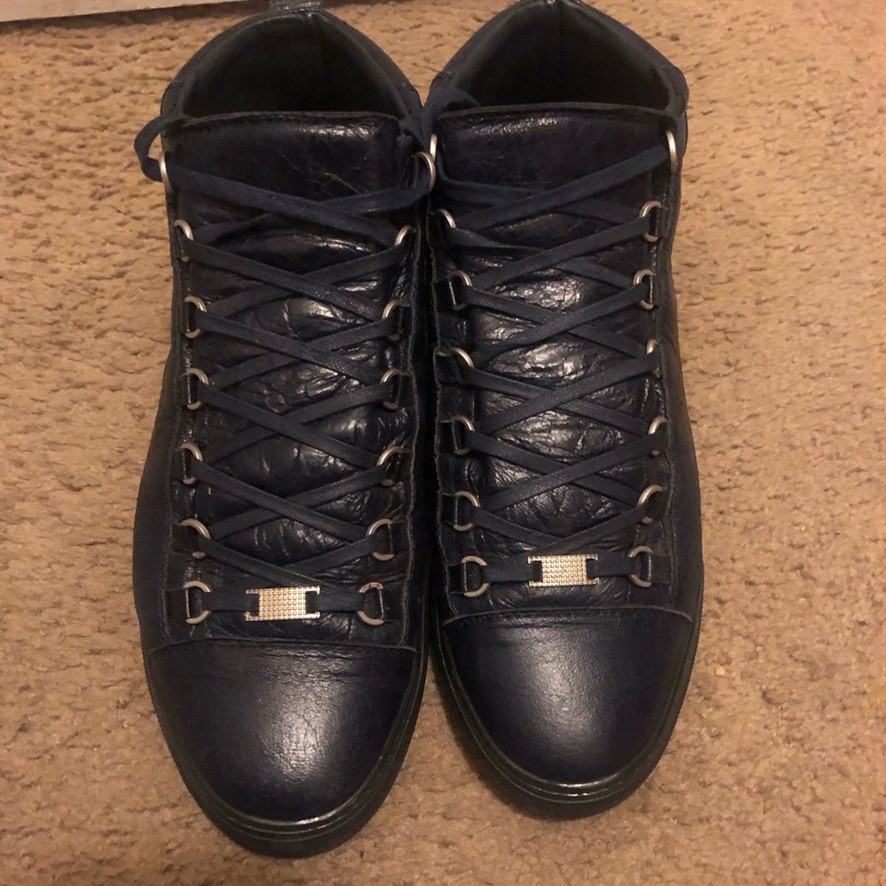Balenciaga arenas